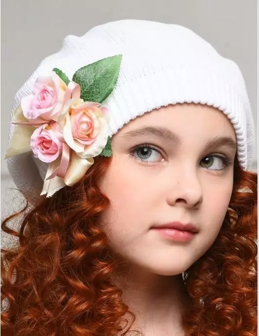 کلاه برای دختران نوجوان 2021 (68 عکس): مدلهای مد روز زمستان و پاییز مدل های خزنده، با Pompon و با گوش 13610_32