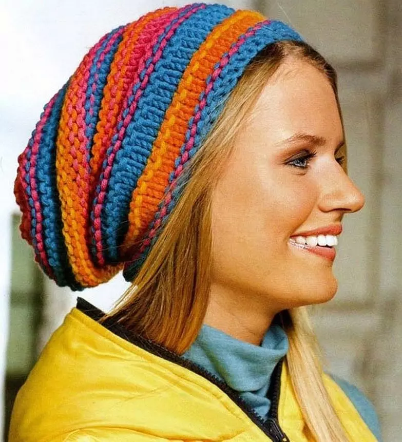 کلاه برای دختران نوجوان 2021 (68 عکس): مدلهای مد روز زمستان و پاییز مدل های خزنده، با Pompon و با گوش 13610_38