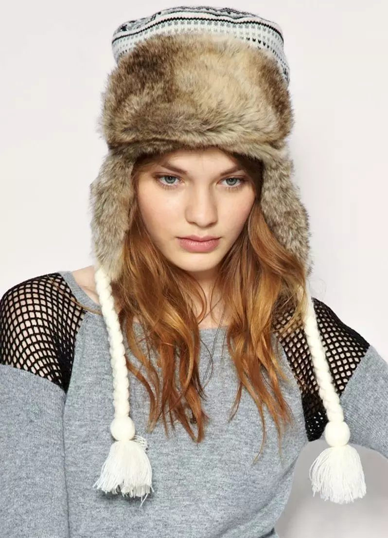 کلاه برای دختران نوجوان 2021 (68 عکس): مدلهای مد روز زمستان و پاییز مدل های خزنده، با Pompon و با گوش 13610_52