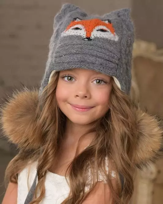 کلاه برای دختران نوجوان 2021 (68 عکس): مدلهای مد روز زمستان و پاییز مدل های خزنده، با Pompon و با گوش 13610_58