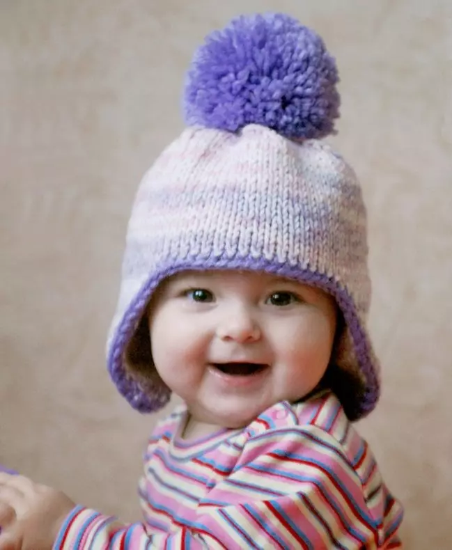 Плетене капице за девојчице (91 фотографија): за адолесценте 12-14 година и новорођена девојка са ушима, топли шешир-усханка 13615_34