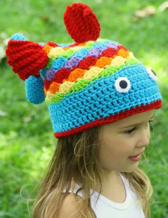 Knitted Caps for Girls (91 foto's): Foar adolesinten 12-14 jier âld en nijberne famke mei earen, waarme hoed-ushanka 13615_91