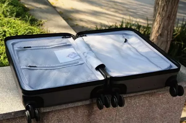 Polycarbonate suitcases: ماددىي ئالاھىدىلىكى. قانداق تاللاش - polypropylene, ABS سۇلياۋ ياكى polycarbonate? ئوبزورلار 13625_18