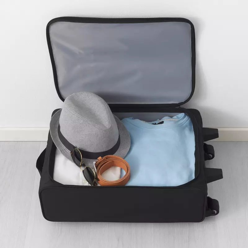 हाथ के सामान के लिए सूटकेस: विमान में उनका आकार, छोटे सूटकेस 55x40x20 पहियों और अन्य पर, सर्वोत्तम प्रकाश मॉडल की रेटिंग 13627_27