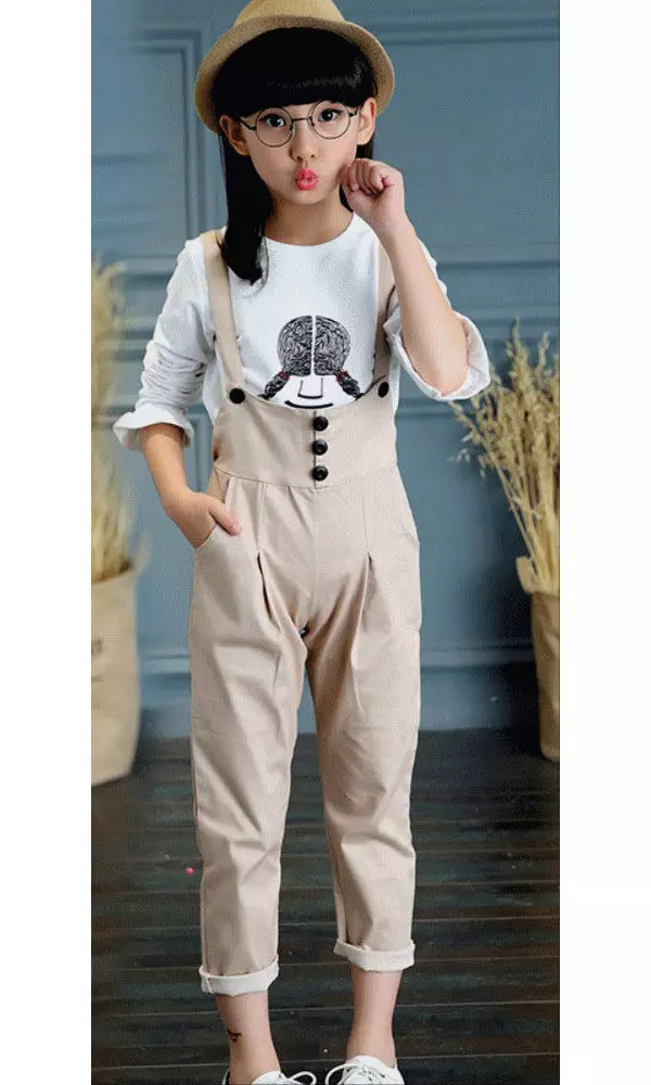 Semi-overalls para sa isang batang babae (96 mga larawan): puwe, hindi tinatagusan ng tubig, taglagas, niniting, Canadian, Demi-season 13630_82