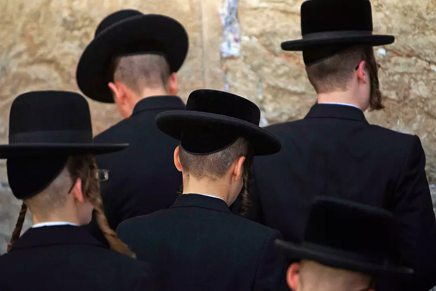 Nacionalinis kostiumas žydams (57 nuotraukos): tradicinis žydų apranga šokiams 1364_45