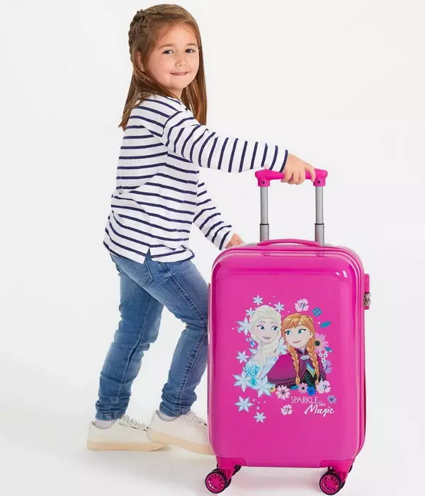 लड़कियों के लिए सूटकेस: किशोरावस्था के लिए 10-12 साल की उम्र और लड़कियों 8, 9 वर्ष, पहियों पर मॉडल और एक पीछे हटने योग्य हैंडल के साथ। गुलाबी और अन्य रंग 13657_15