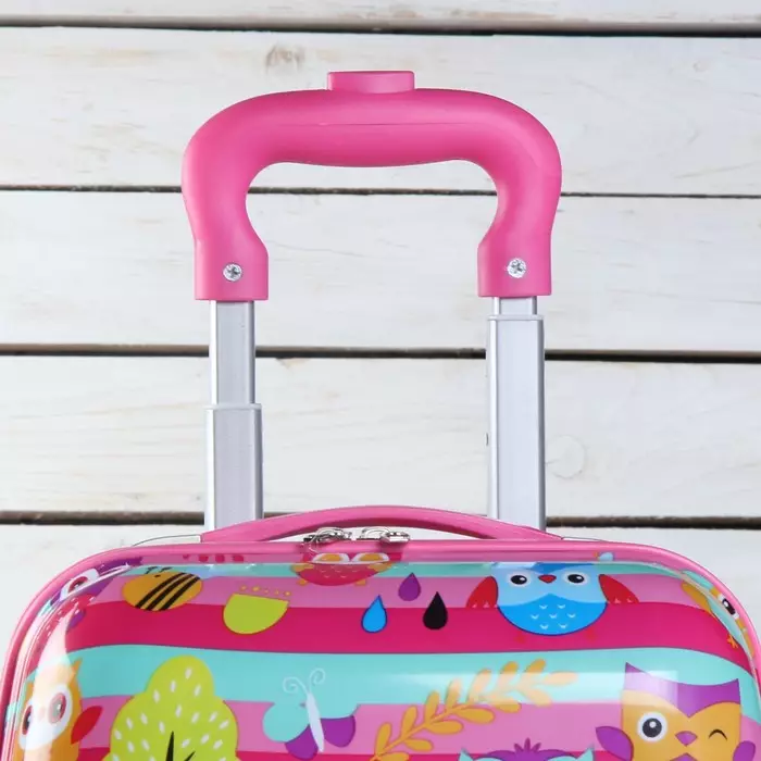 چمدان برای دختران: برای نوجوانان 10-12 ساله و دختران 8، 9 ساله، مدل های بر روی چرخ ها و با دسته کشویی. صورتی و رنگ دیگر 13657_25