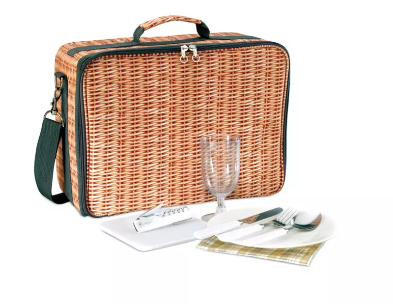 Állítsa be a piknik bőröndjét: ajándék és túrázó készletek ételek 2, 4 és 6 fő pihenésre a természetben 13659_17