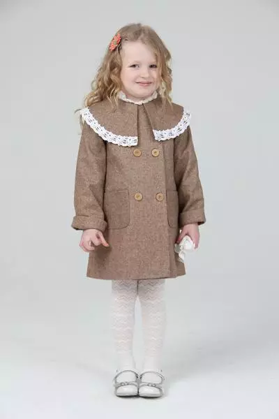 Abrigo de drapet para la niña (73 fotos): Modelos para niños de Drapa, para niñas 4-8, 10-13 años 13662_29