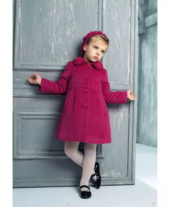 DRAPET kaput za djevojku (73 fotografije): dječje modela iz Drapa, za djevojčice 4-8, 10-13 godina 13662_31