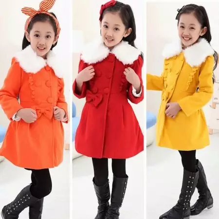Drapet kabát a lánynak (73 fotók): Gyermekmodellek a drapa-tól, a lányok számára 4-8, 10-13 év 13662_41