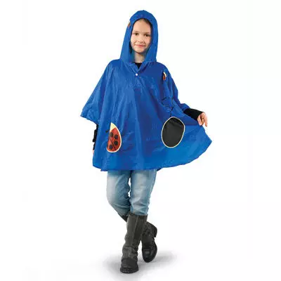 Barnas Raincoat (52 bilder): For en gutt og for en jente, modell Raincoat Kaste Navy, Hooded, Raise Rain, Twins 13664_30