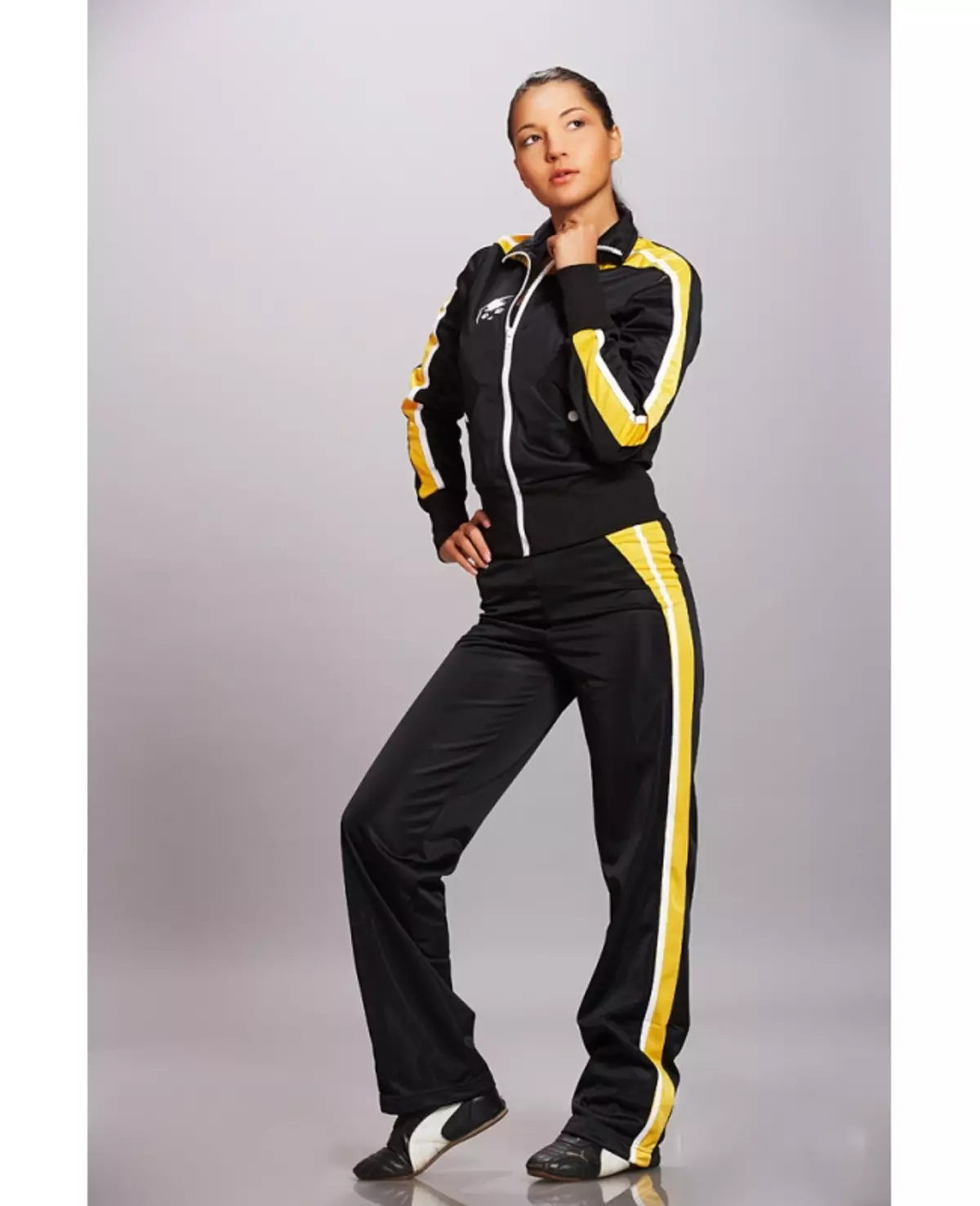 Kupper Sport Suits (35 kép): Női modellek, vélemények, ruházat a sporthoz 1366_27