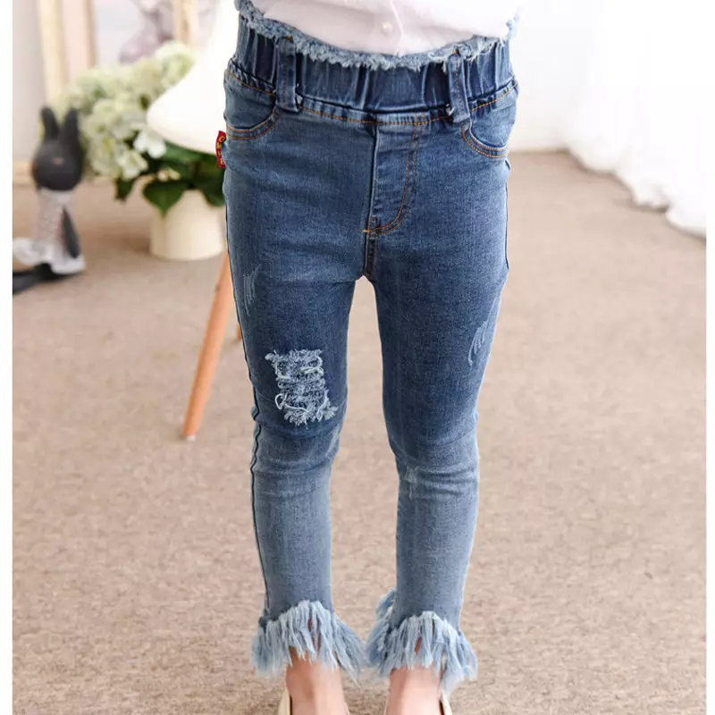 Jeans for Merched (61 llun): modelau plant ar gyfer 2.10 a 12 oed, ar gyfer pobl yn eu harddegau 13683_50