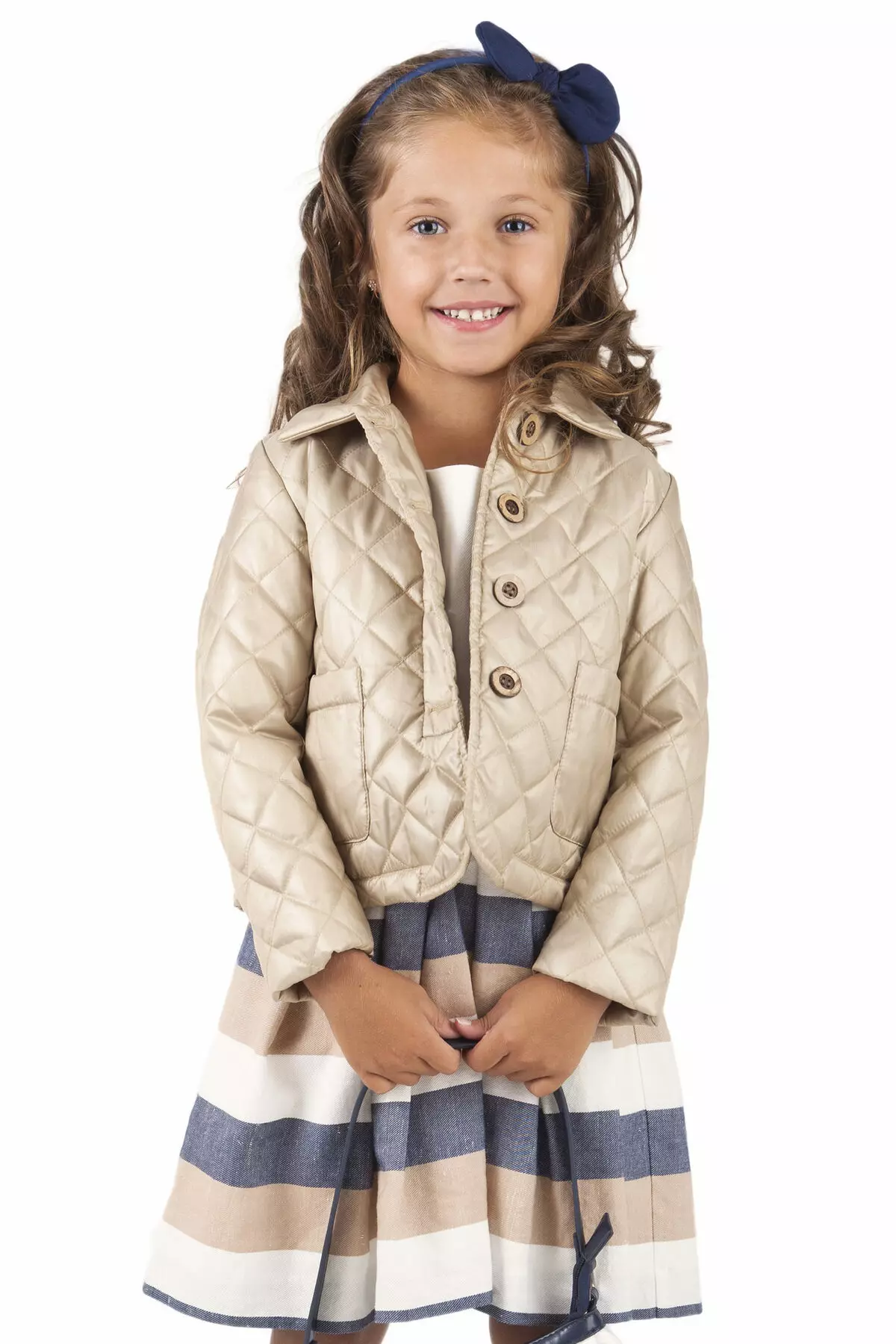 Демісезонні дитячі куртки для дівчаток та хлопчиків (59 фото): як вибрати куртку на осінь і зиму 13687_20
