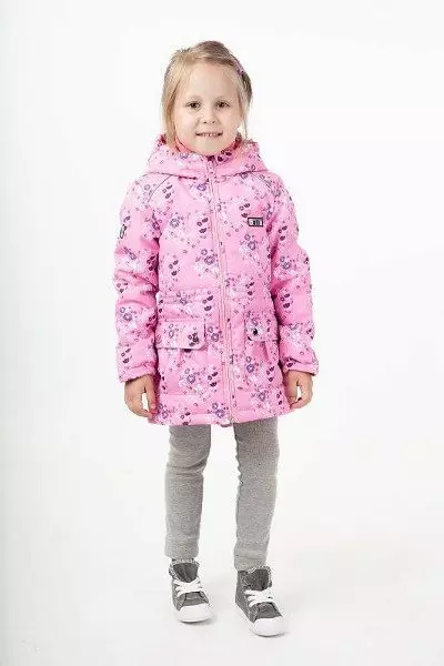 Демісезонні дитячі куртки для дівчаток та хлопчиків (59 фото): як вибрати куртку на осінь і зиму 13687_32