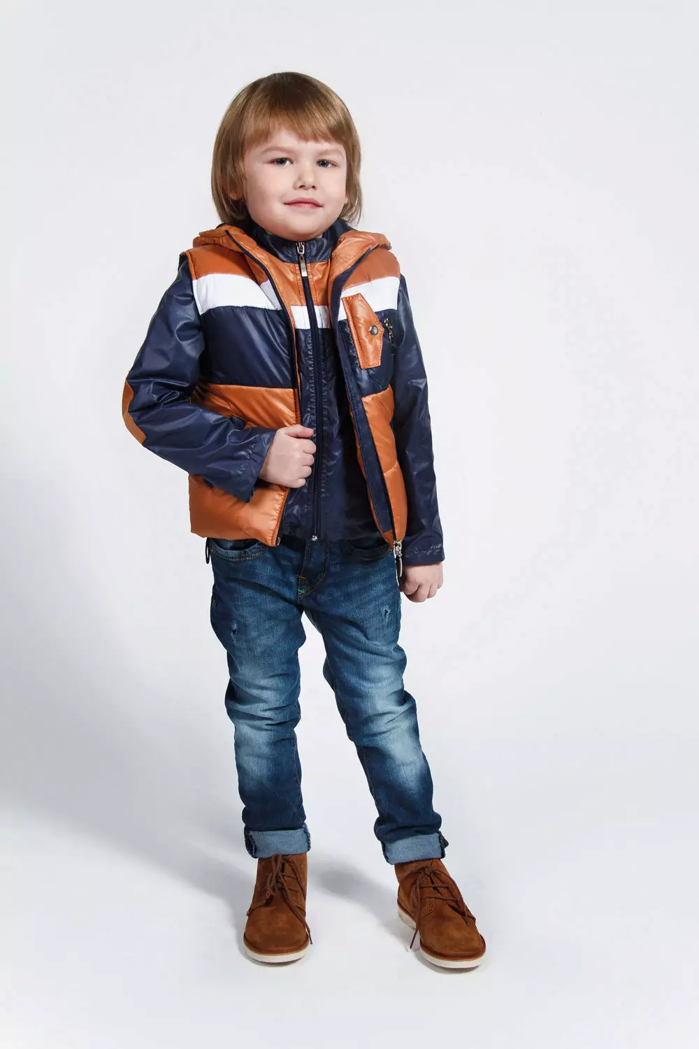 Демісезонні дитячі куртки для дівчаток та хлопчиків (59 фото): як вибрати куртку на осінь і зиму 13687_37