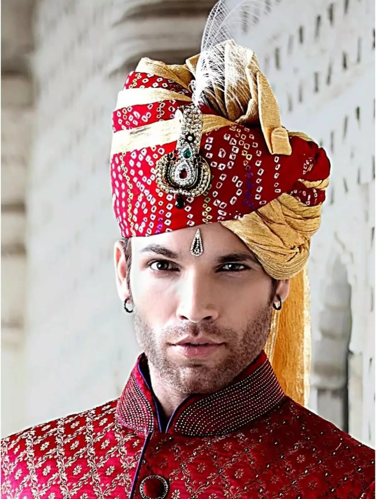 Национальный головной убор мужчин. Национальная одежда Индии мужская тюрбан. Головной убор Султана тюрбан.