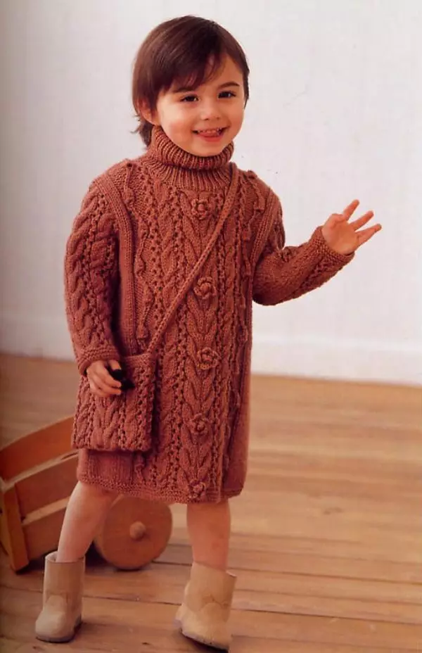 Зимски џемпер са плетеницама за девојчице