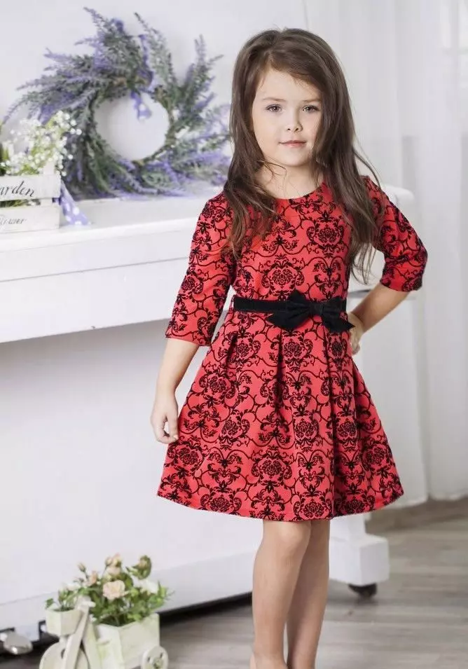 Dress a-silhouette for girl 5 years