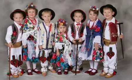 لباس ملی لهستان (30 عکس): لباس های سنتی برای زنان، لباس مردانه و لباس زنانه از جنس لهستانی، تاریخ 1369_26