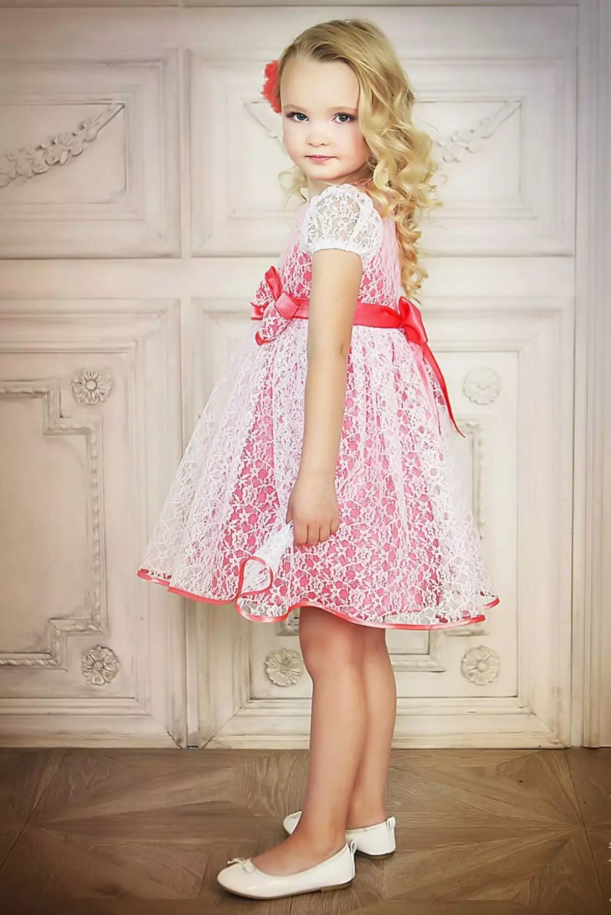 Елегантна хаљина за девојку 2-3 године чипка