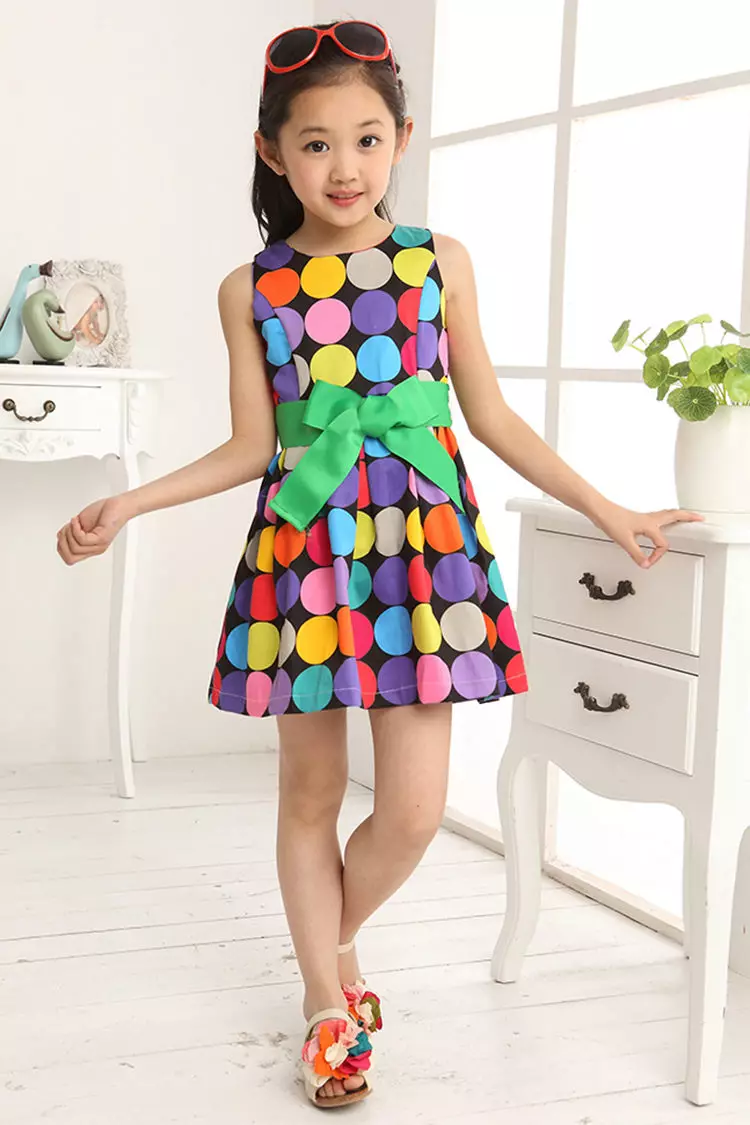 Летен фустан за девојки со геометриски печатење