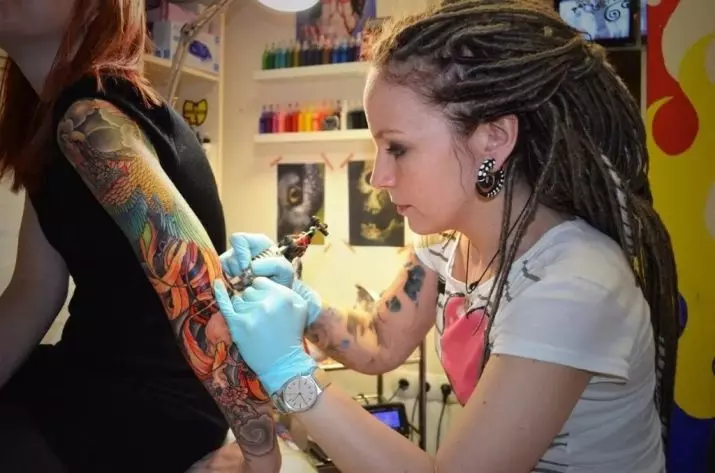 Үлкен татуировкасы: ең үлкен татуировкалардың эскиздері. Үлкен қара татуировкалар және басқа сызбалар 13727_5
