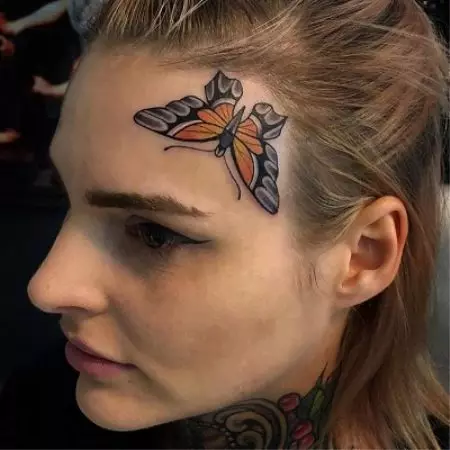 Tattoo Butterflies (74 Valokuvat): Tattooksen arvo ja esimerkkejä luonnoksista, tatuoinnista kädessä ja jalkaa, alaselän ja takana, kaulassa ja muilla alueilla, pieni ja suuri tatuointi 13730_43