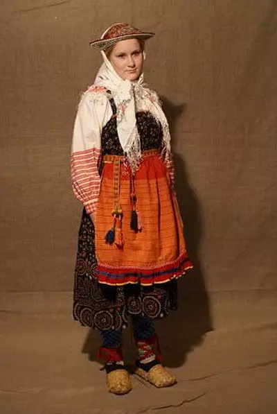 National Komi Zida (31 zithunzi): Traditional Perm chovala, History ndi Kufotokozera 1373_12