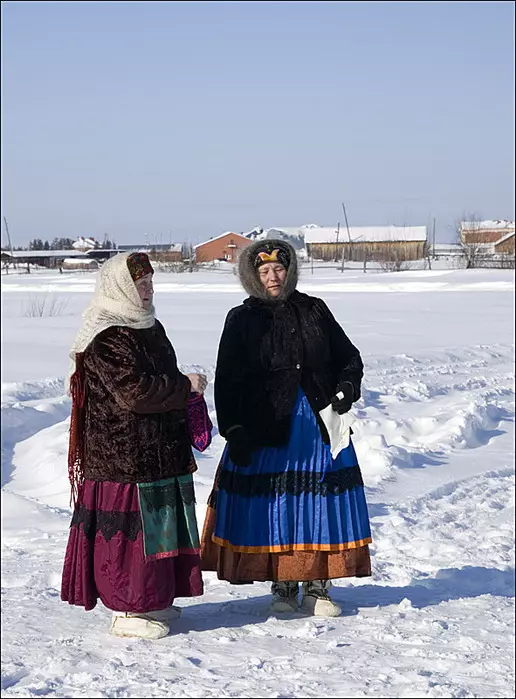 National Komi Zida (31 zithunzi): Traditional Perm chovala, History ndi Kufotokozera 1373_30