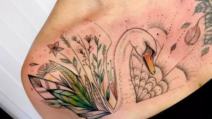 Tattoo me zogjtë (76 foto): Vlera dhe skica. Tatuazhe në qafë dhe në klavikulën e vajzave, në gjoks dhe mbi supet, në pjesën e prapme dhe këmbën, në lopatë dhe në pjesë të tjera të trupit 13741_28