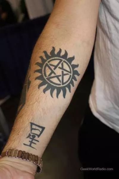 纹身“超自然”（39张）：Dina Tattoo素描和Sam Winchester，它的意思。其他符号符合该系列的风格 13758_39