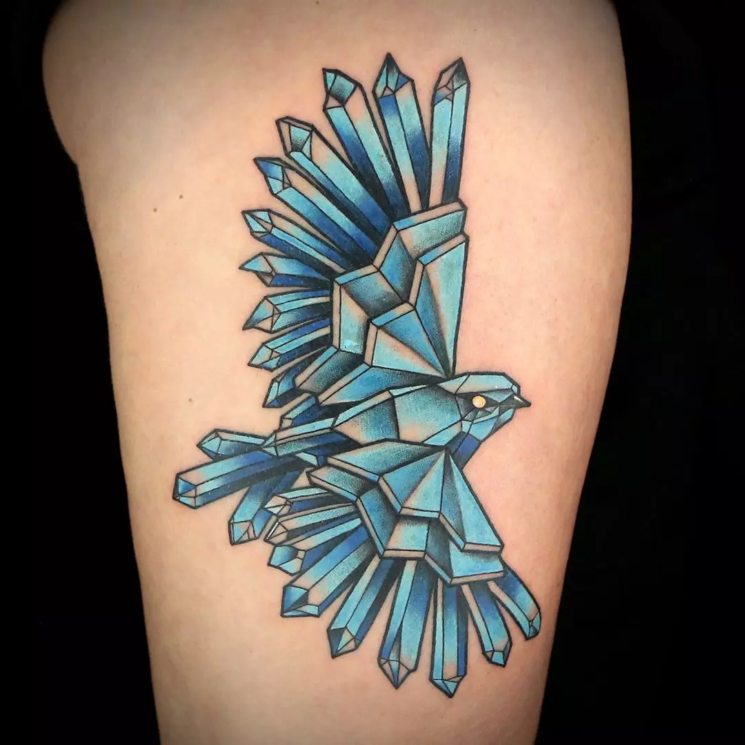 Crystal Tattoo: zirriborroak eta crystalline tatuaje balioa, aplikaziorako planik onenak 13764_25