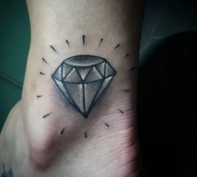 Crystal Tattoo: Sketches thiab Crystalline Tattoo Tus Nqi, Cov Phiaj Xwm Zoo Rau Daim Ntawv Thov 13764_8