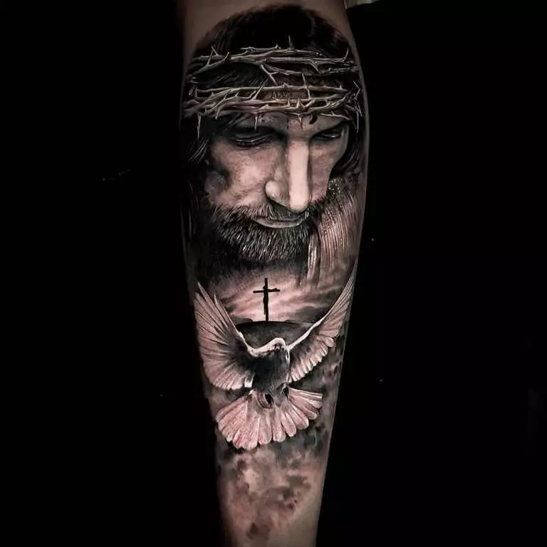 Ortodoksa tatuo: religiaj tatuoj kun preĝoj, 