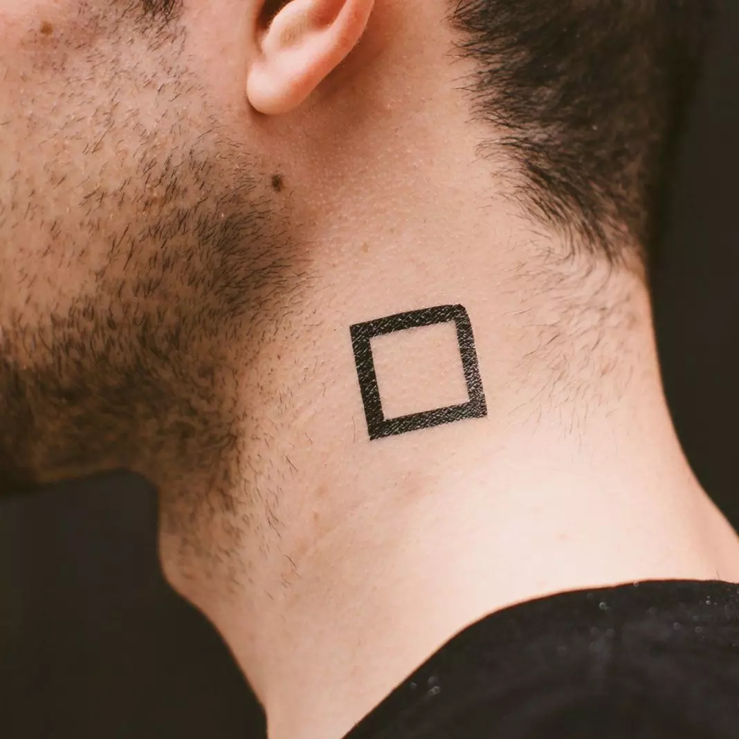 Тату «Квадрат»: значення татуювання у вигляді чорного і іншого квадрата. Красиві квадратні татуювання, місця нанесення 13774_3