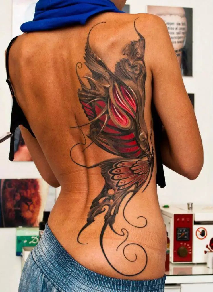 Piękny tatuaż dla dziewczyn (80 zdjęć): szkice najbardziej eleganckich kobiecych tatuaży na wszystkich częściach ciała i innych stylowych przykładów tatuażu z rysunkami i napisami 13775_74
