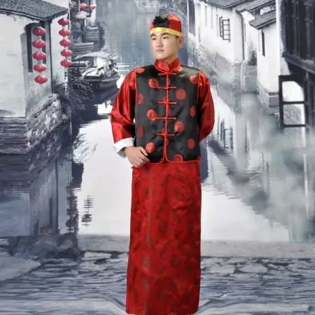 החליפה הלאומית הסינית (73 תמונות): תלבושת נקבה מסורתית של עמי סין, חליפה לילדה 1377_12