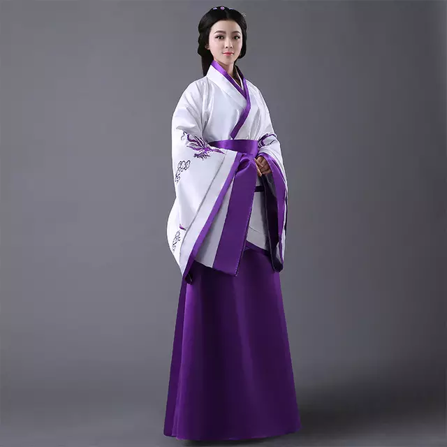 החליפה הלאומית הסינית (73 תמונות): תלבושת נקבה מסורתית של עמי סין, חליפה לילדה 1377_70