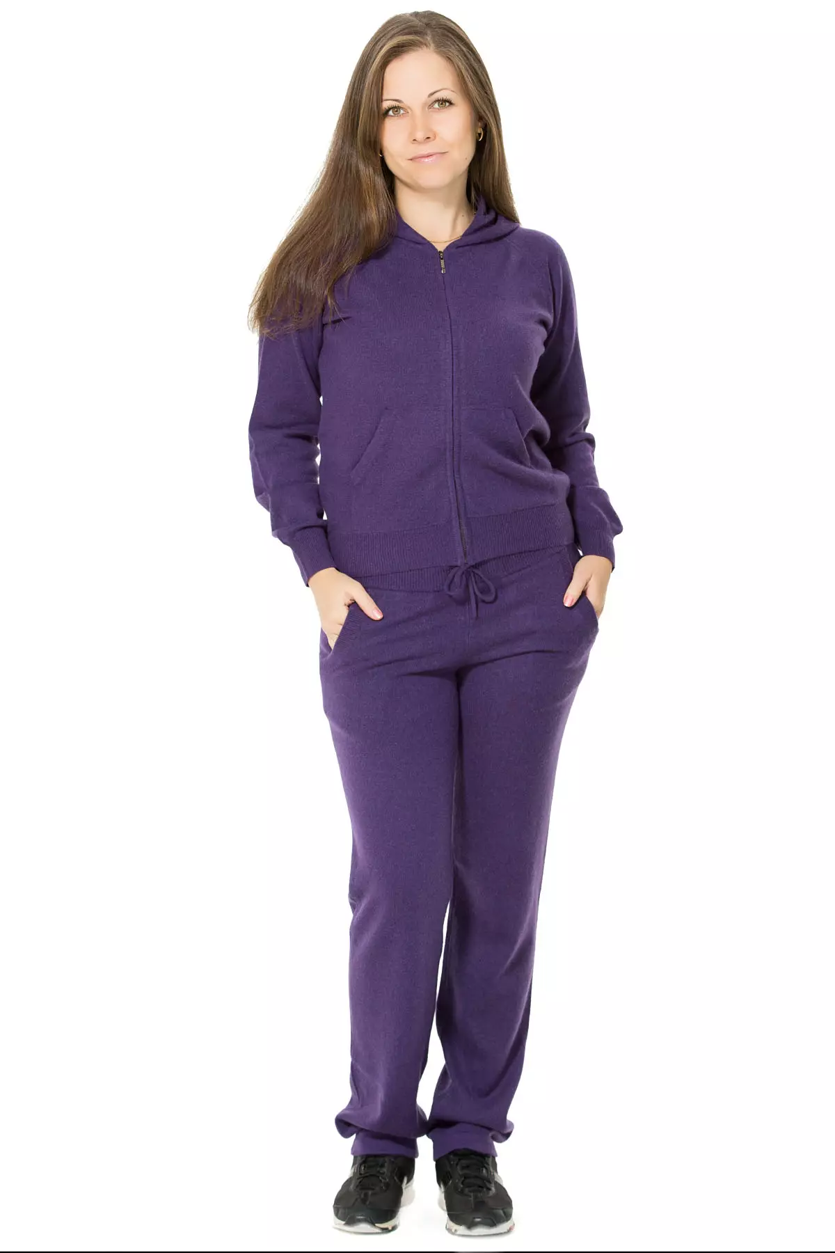 Naiste Sport Cashmere kostüüm (43 fotot): osutatud mudelid, valiku näpunäited 1378_4