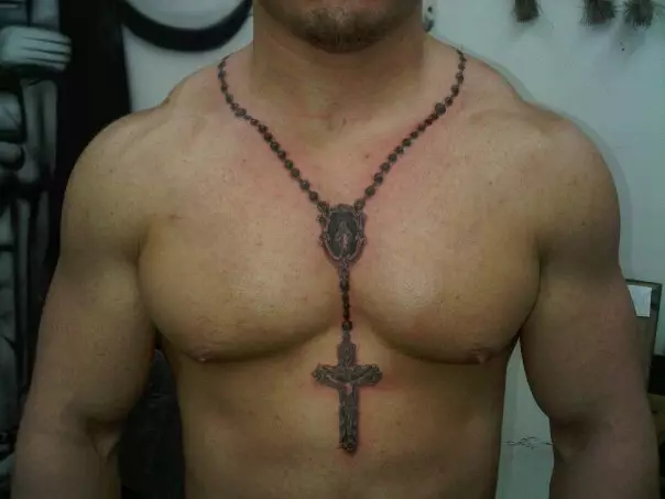 紋身“十字架”（81張照片）：手上和頸部的紋身和胸部的素描和值，在後面和胸部，在肩部和手腕上。紋身以亞美尼亞和其他十字架的形式 13796_70