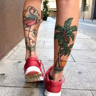 Таттоо на нози (80 фотографија): натписи и лагани тетоваже, звезде и цвеће, прелепа тетоважа на целој нози и задњим, доле и изнад 13817_63