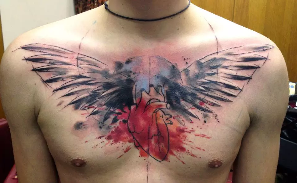 纹身“天使翅膀”（42张照片）：女孩和男人的纹身值，天使翅膀在他的背部，手和颈部 13819_20