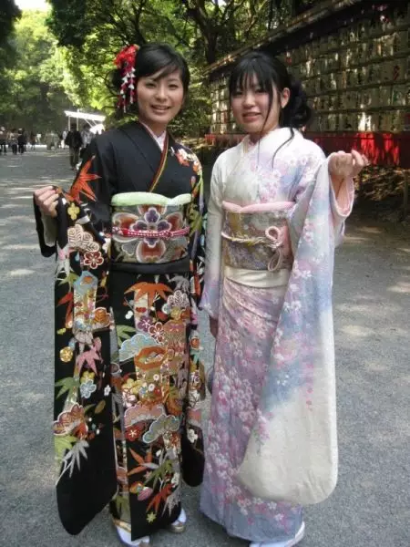 Jambon Japanese (61 Foto): Klambi Nasional Wanita Jepang, bocah sekolah sekolah 1381_48