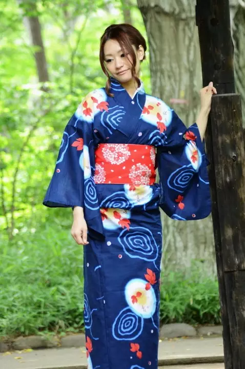 Жапон костюму (61 сүрөт): Аялдын National Outfit Japan, Schoolgirl Girl 1381_50