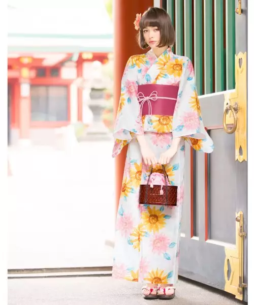Жапон костюму (61 сүрөт): Аялдын National Outfit Japan, Schoolgirl Girl 1381_58