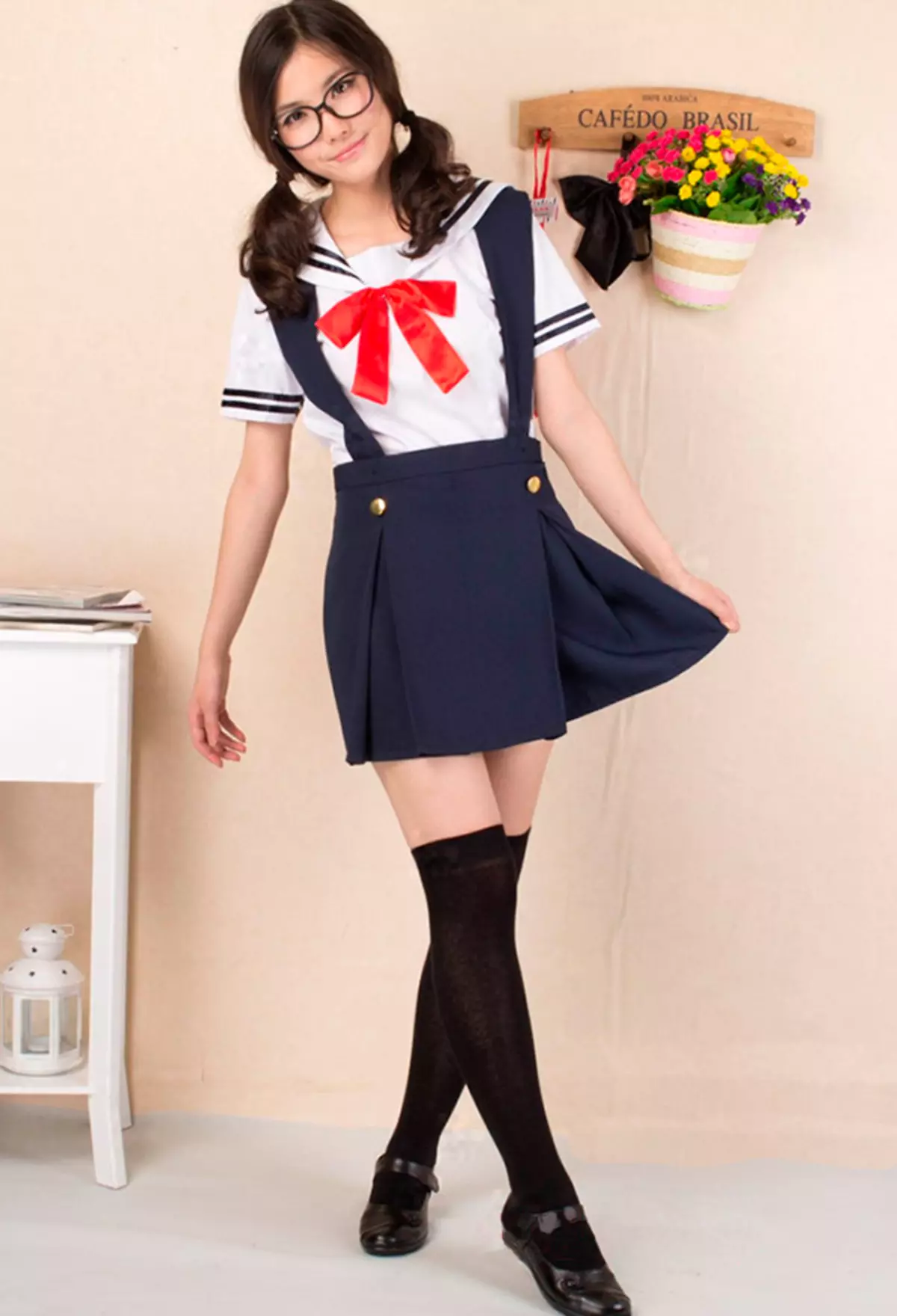 Жапон костюму (61 сүрөт): Аялдын National Outfit Japan, Schoolgirl Girl 1381_61