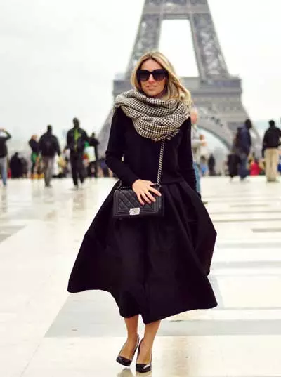 Chanel Costume (87 fotos): traxes de mulleres en estilo de coco chanel con saia, con zapatos, con shorts 1382_51